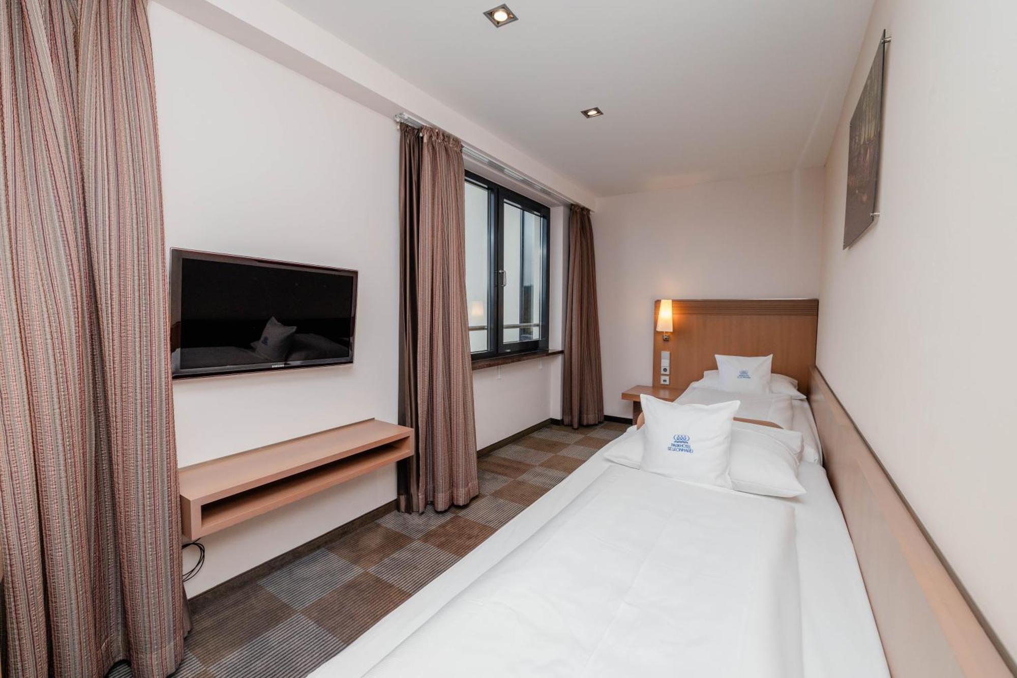 Parkhotel St.Leonhard Иберлинген Экстерьер фото